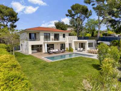 Villa For Sale in