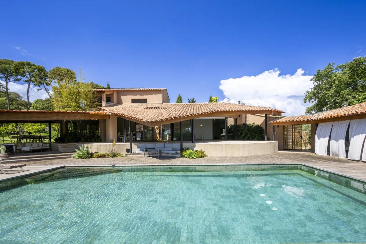 Picture of Villa For Sale in Antibes, Cote d'Azur, France