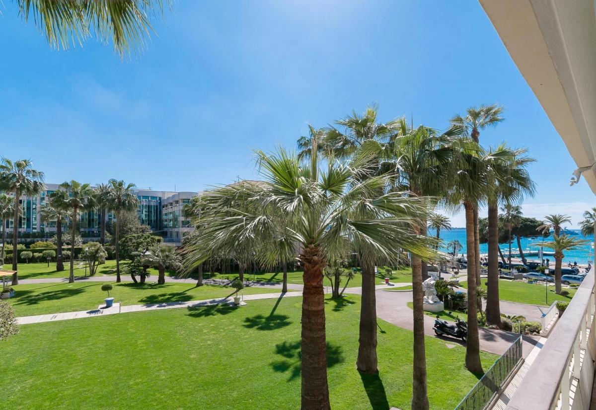 Picture of Apartment For Sale in Cannes, Cote d'Azur, France