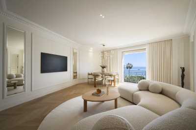 Apartment For Sale in Cannes, France