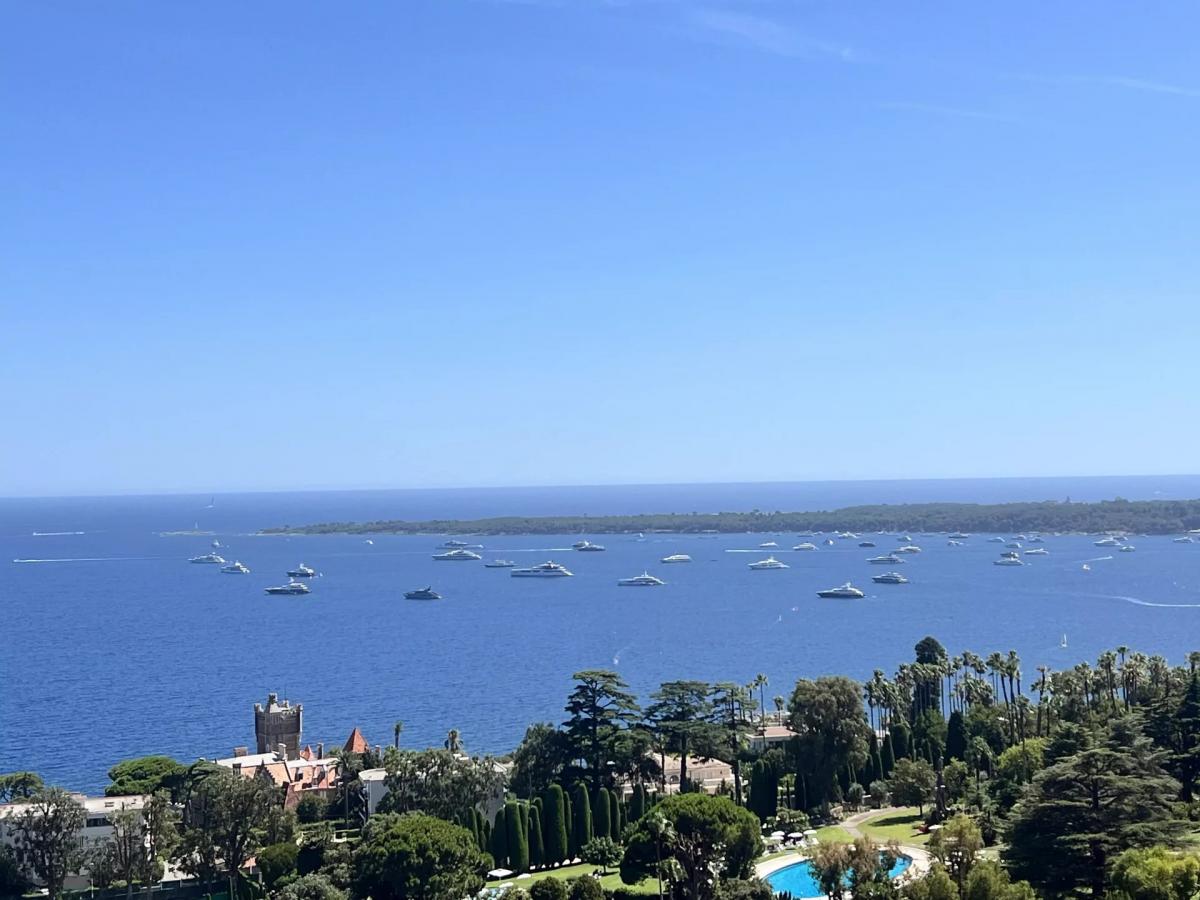 Picture of Apartment For Sale in Cannes, Cote d'Azur, France