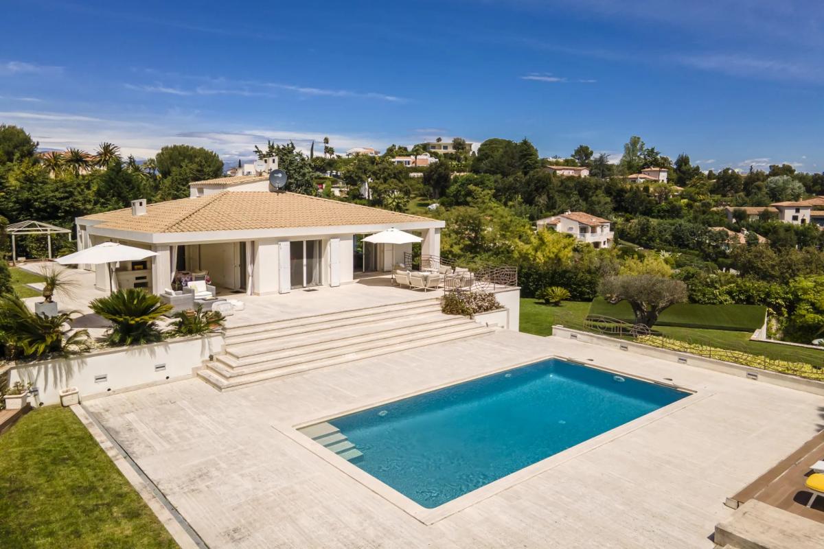Picture of Villa For Sale in Vallauris, Cote d'Azur, France