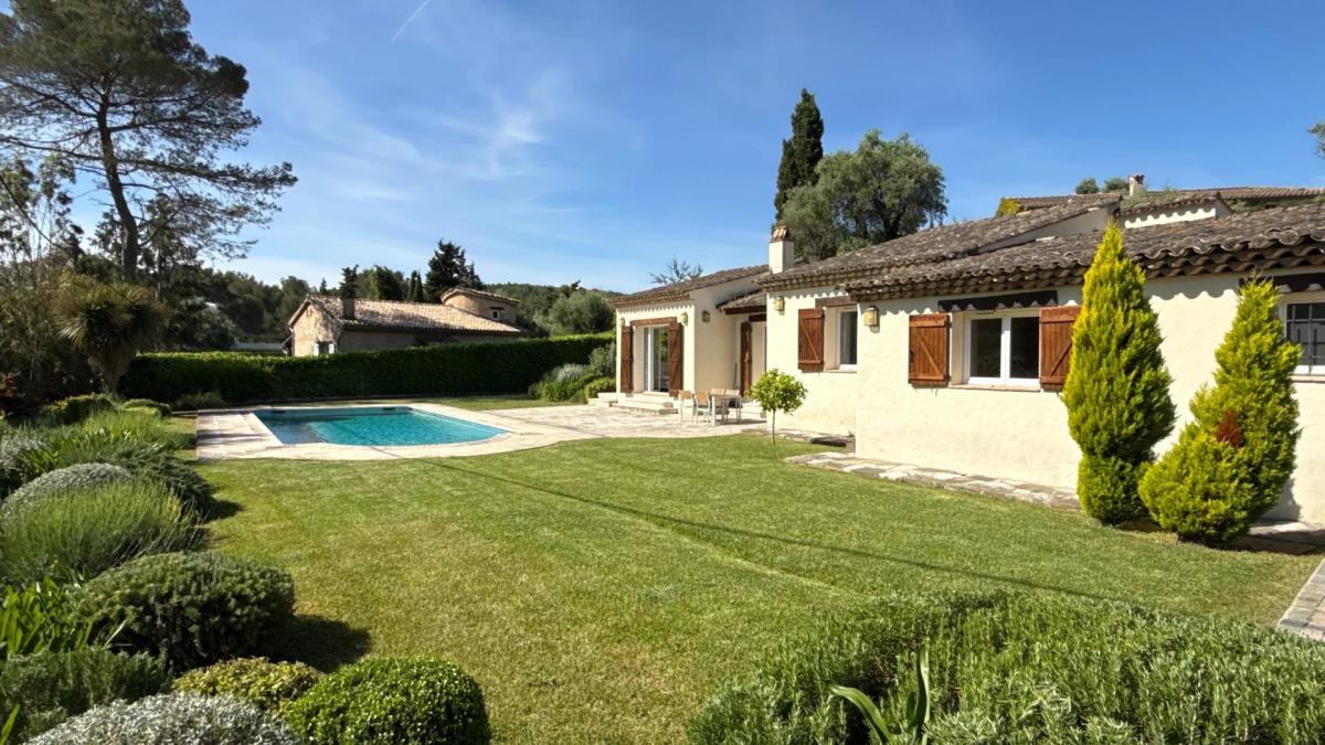 Picture of Villa For Sale in Tourrettes sur Loup, Cote d'Azur, France