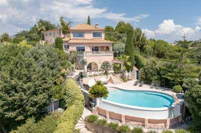 Villa For Sale in 