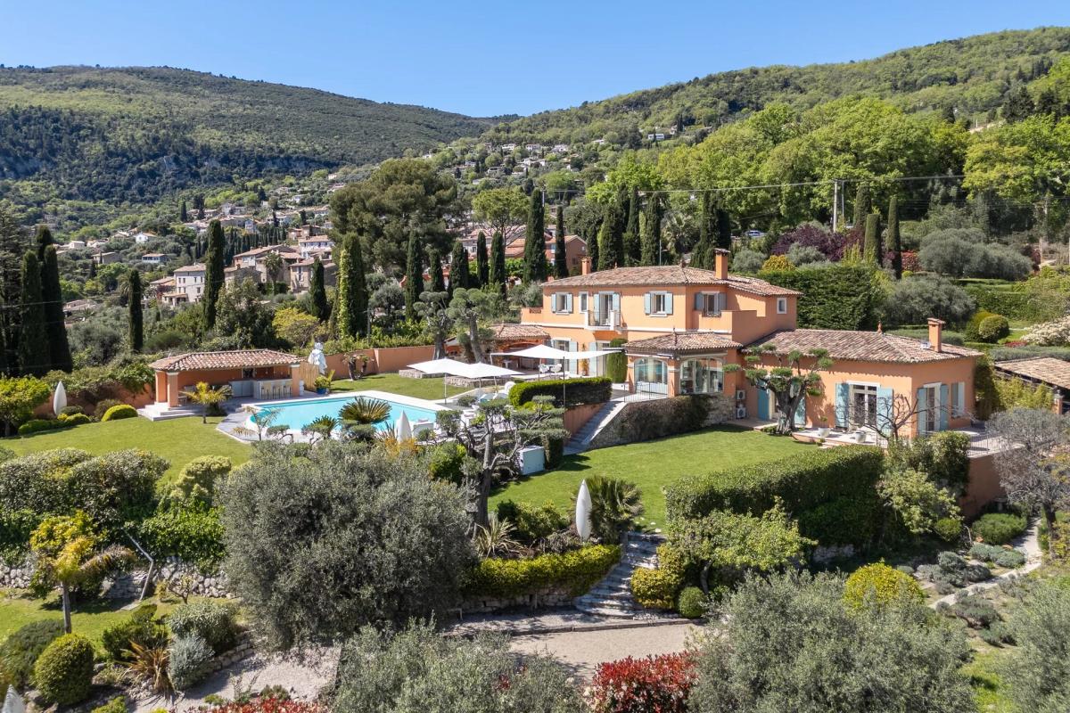 Picture of Villa For Sale in Grasse, Cote d'Azur, France