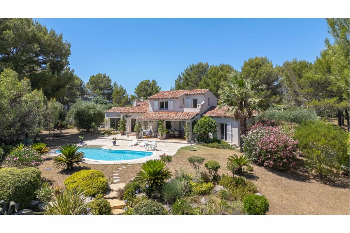 Picture of Villa For Sale in PEYMEINADE, Cote d'Azur, France