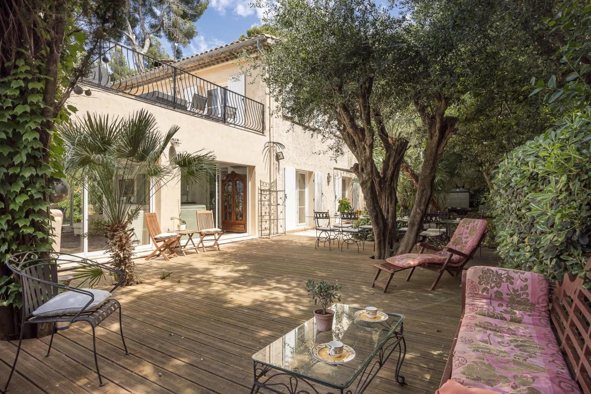 Picture of Home For Sale in Cannes, Cote d'Azur, France