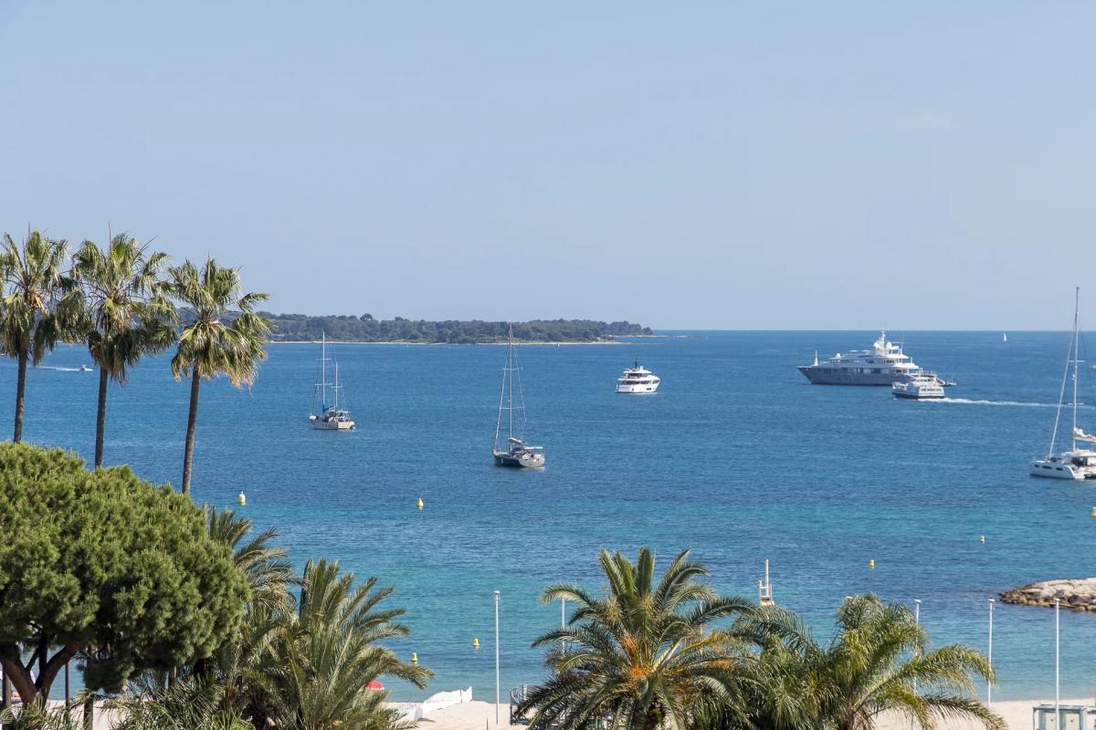 Picture of Apartment For Sale in Cannes, Cote d'Azur, France