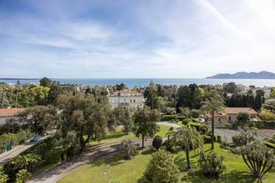 Apartment For Sale in Cannes, France