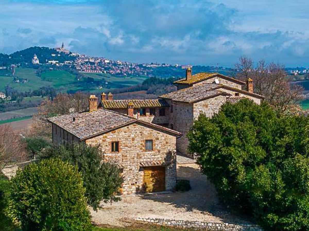 Picture of Home For Sale in Todi, Umbria, Italy
