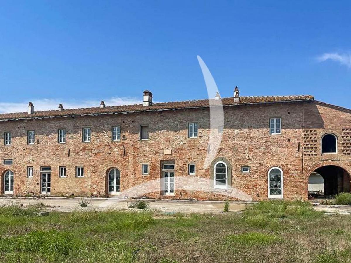 Picture of Home For Sale in Calcinaia, Tuscany, Italy