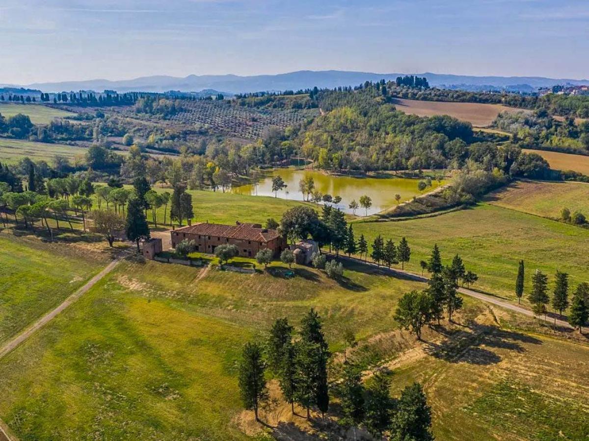 Picture of Home For Sale in Peccioli, Tuscany, Italy