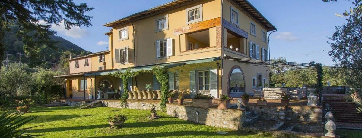 Picture of Villa For Sale in Lucca, Tuscany, Italy