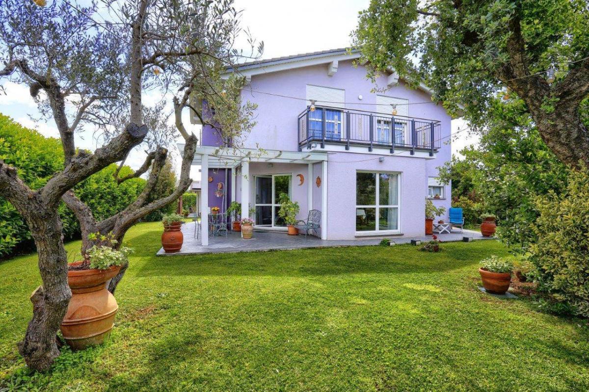 Picture of Villa For Sale in Rosignano Marittimo, Tuscany, Italy