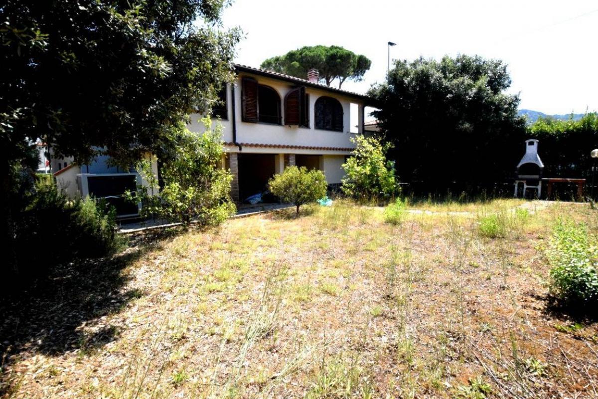 Picture of Villa For Sale in Livorno, Tuscany, Italy
