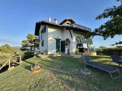 Villa For Sale in Massarosa, Italy