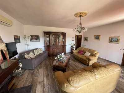 Villa For Sale in Grosseto, Italy