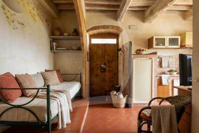 Apartment For Sale in Pienza, Italy
