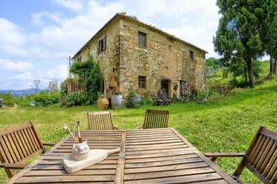 Apartment For Sale in Volterra, Italy