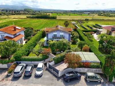 Villa For Sale in Rosignano Marittimo, Italy
