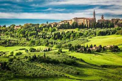 Villa For Sale in Pienza, Italy