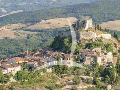 Home For Sale in Castiglione D'Orcia, Italy
