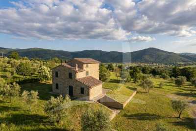 Home For Sale in Cortona, Italy