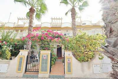 Villa For Sale in 