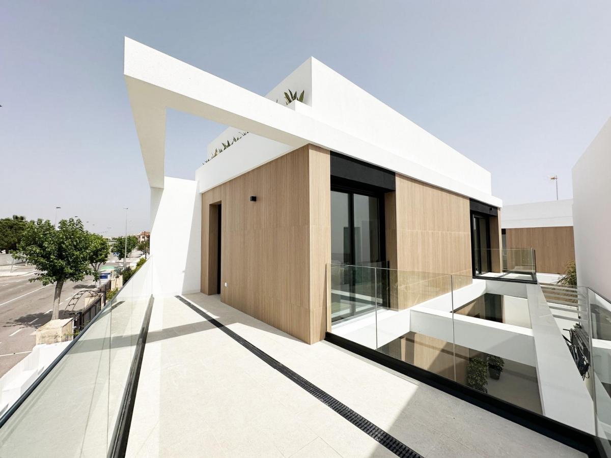 Picture of Villa For Sale in Torre De La Horadada, Alicante, Spain