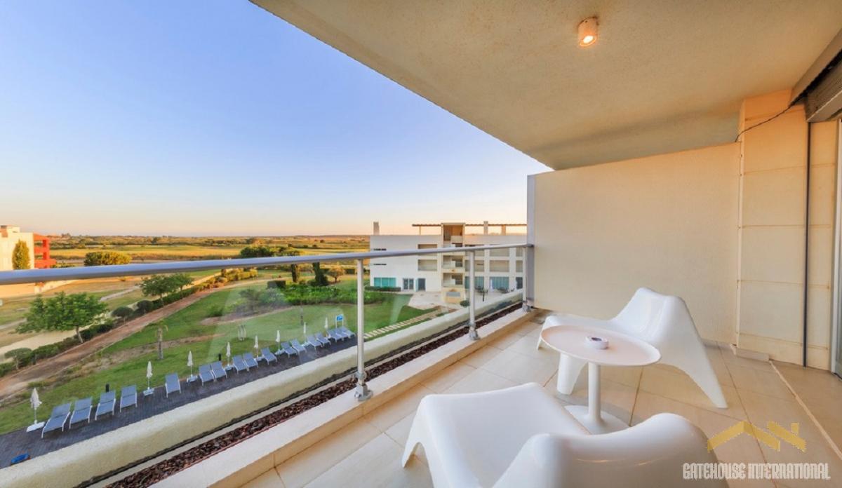 Picture of Apartment For Sale in Vilamoura, Algarve, Portugal