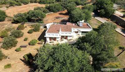 Villa For Sale in Loule, Portugal