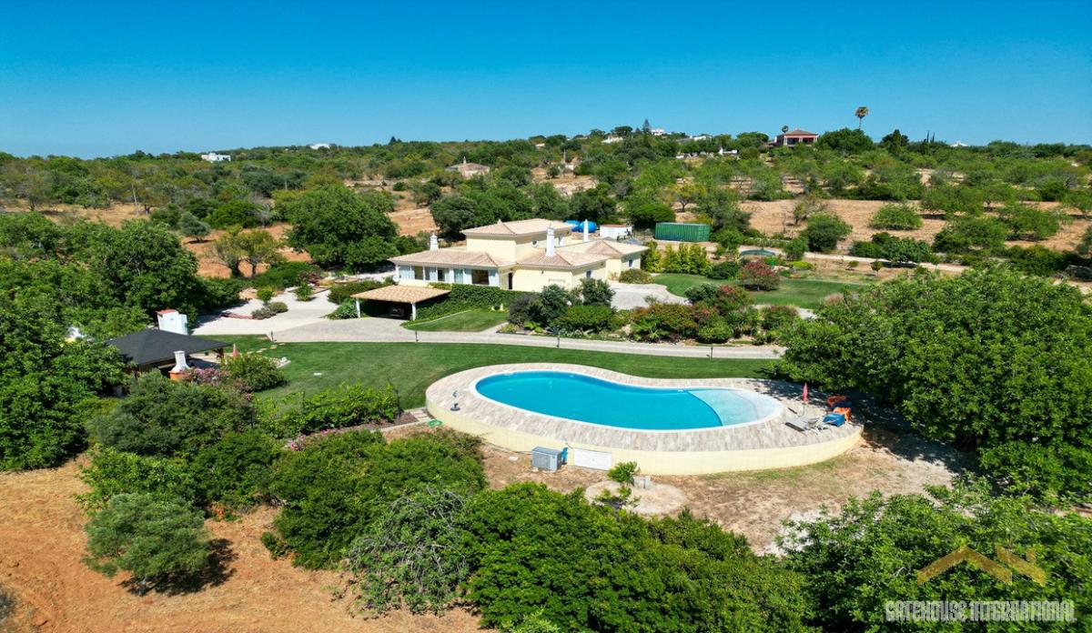 Picture of Villa For Sale in Boliqueime, Algarve, Portugal