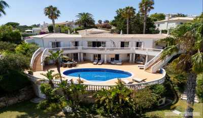 Villa For Sale in 