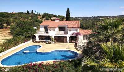 Villa For Sale in