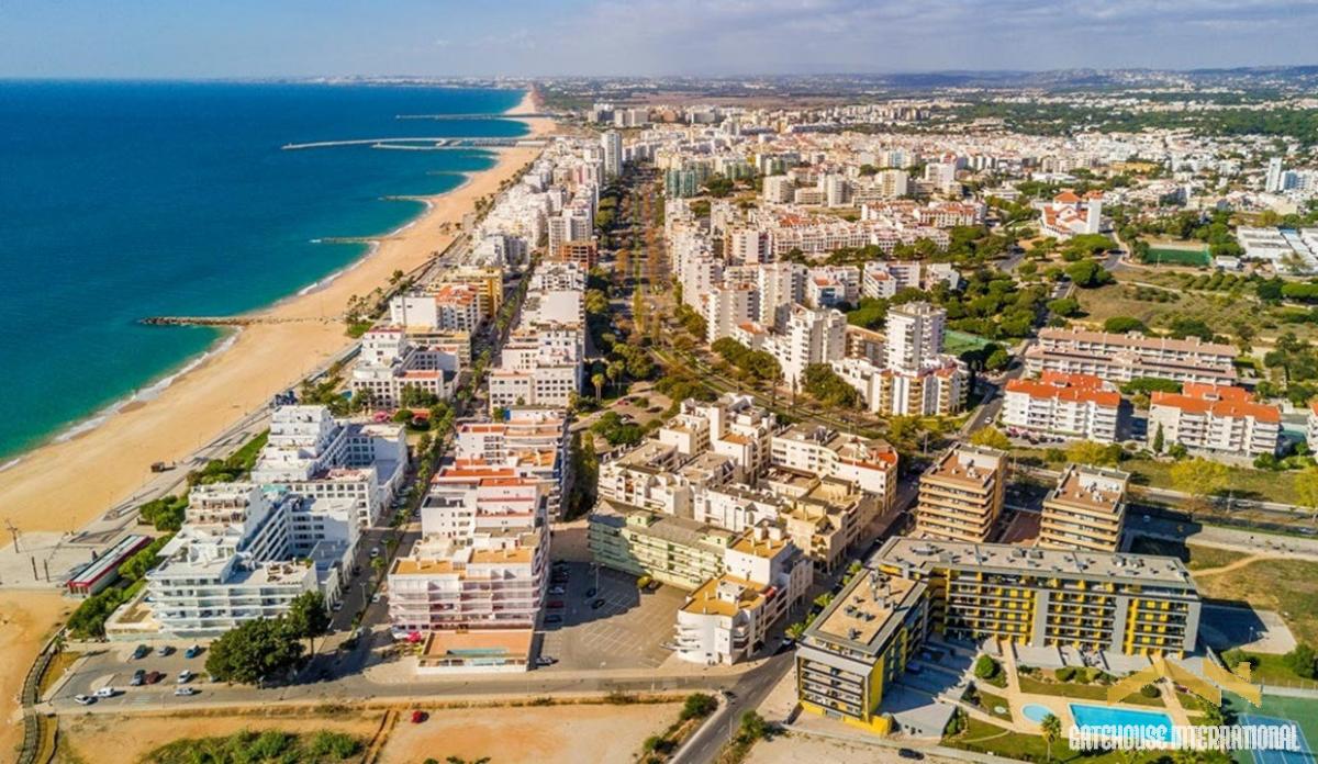 Picture of Apartment For Sale in Loule, Faro, Portugal