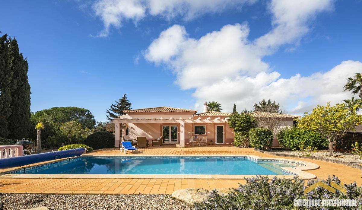 Picture of Villa For Sale in Lagoa, Algarve, Portugal