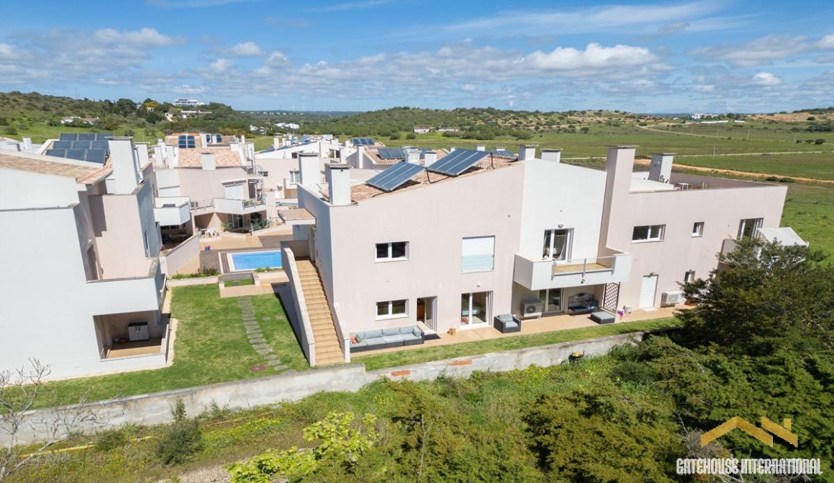 Picture of Apartment For Sale in Burgau, Algarve, Portugal