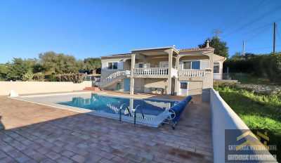 Villa For Sale in Estoi, Portugal