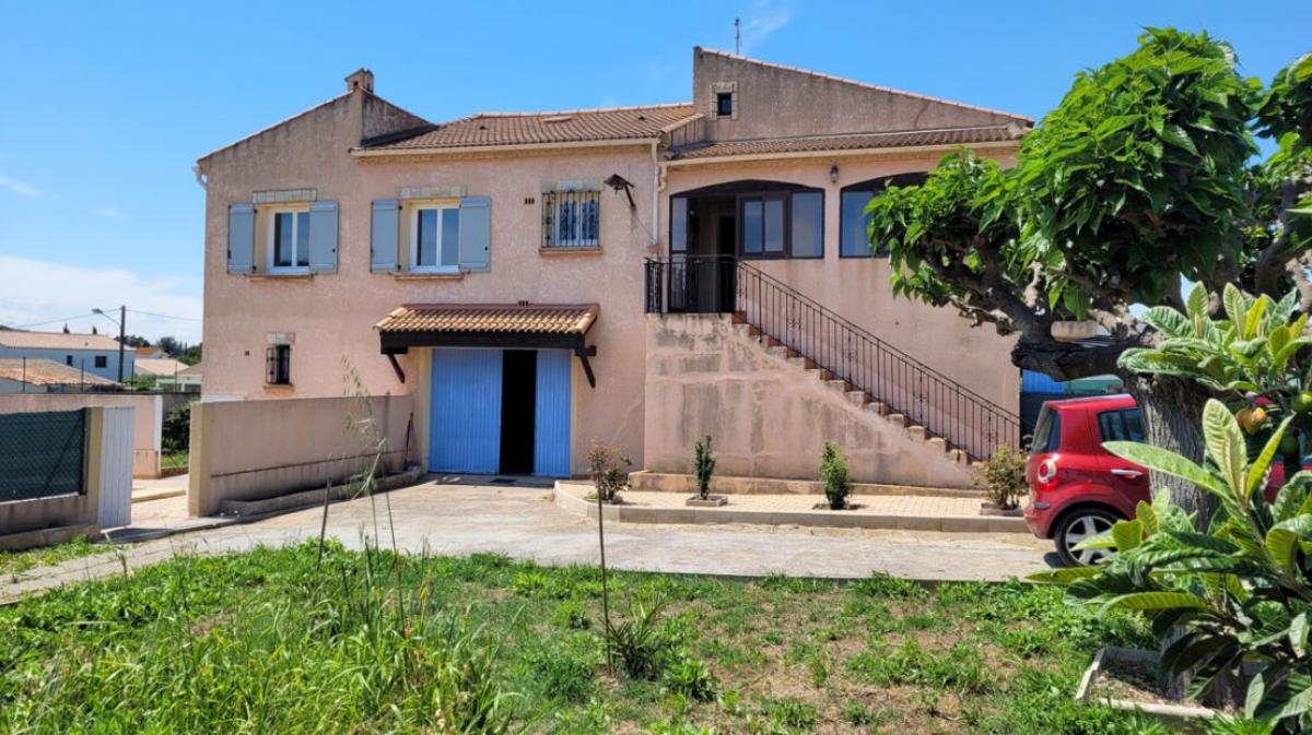Picture of Home For Sale in Beziers, Languedoc Roussillon, France