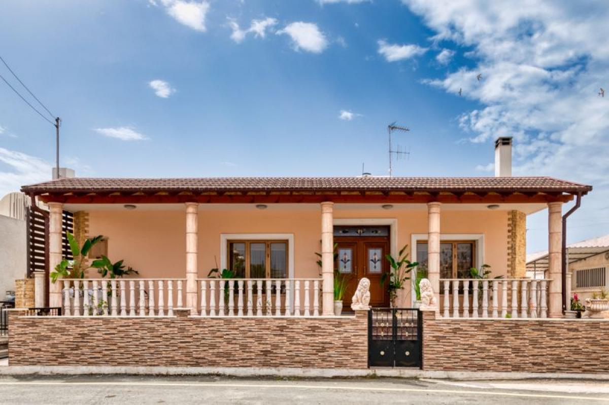 Picture of Villa For Sale in Ormideia, Other, Cyprus