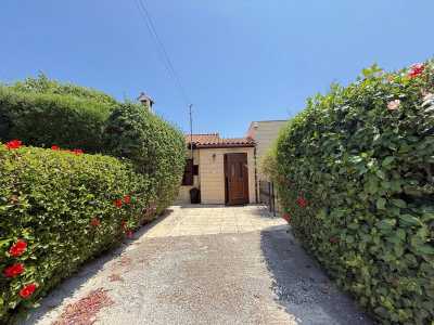 Bungalow For Sale in 