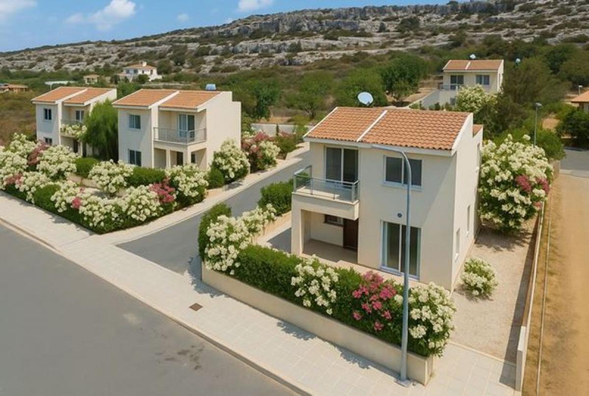 Picture of Villa For Sale in Peyia, Paphos, Cyprus