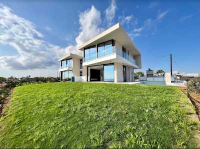 Villa For Sale in 