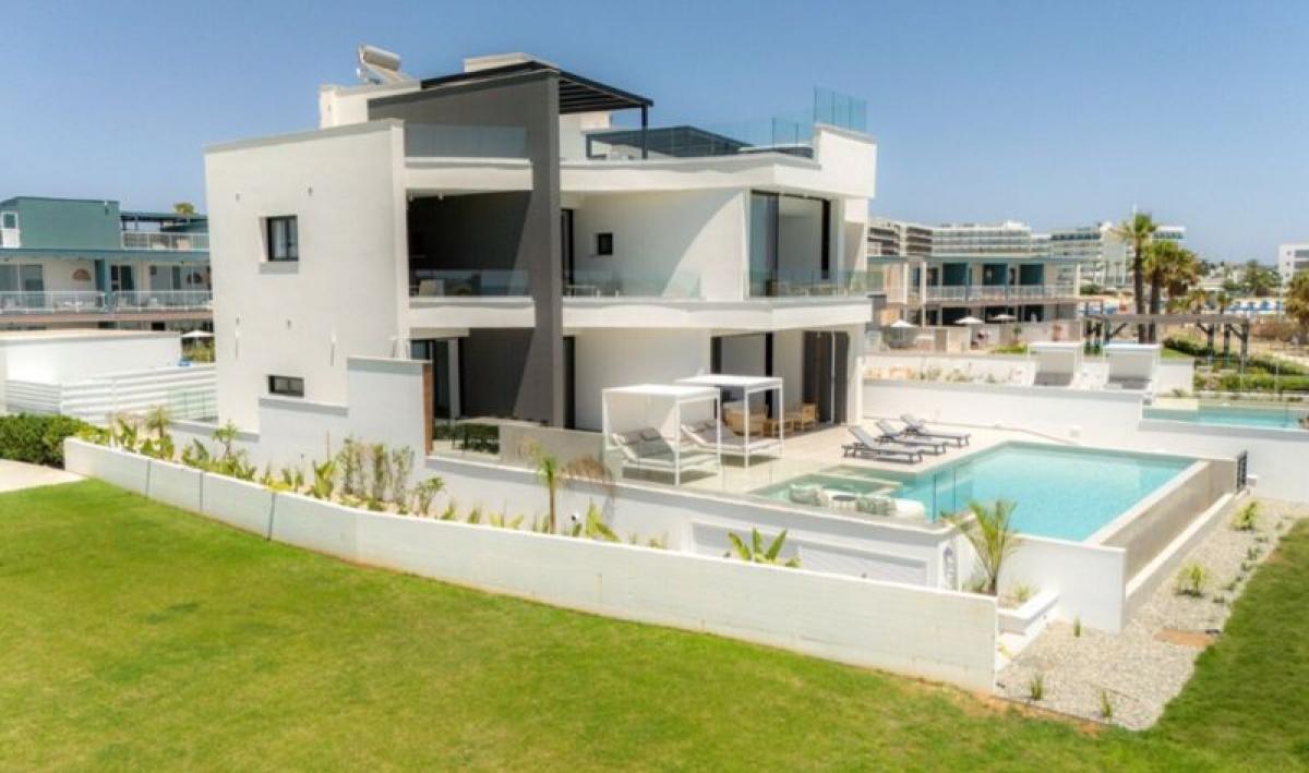 Picture of Villa For Sale in Ayia Napa, Famagusta, Cyprus