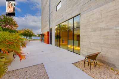 Home For Sale in Cancun, Mexico