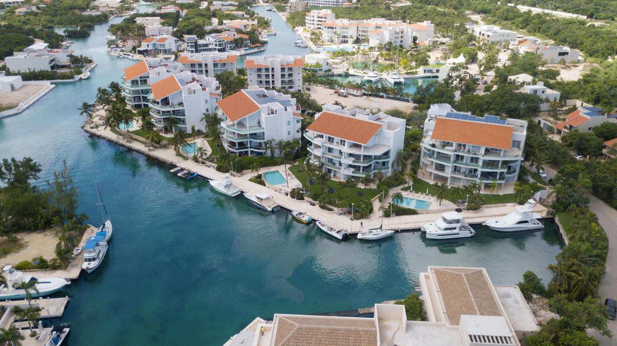 Picture of Apartment For Sale in Puerto Aventuras, Quintana Roo, Mexico