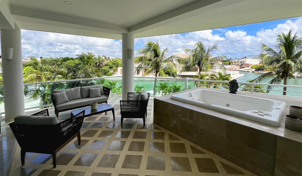 Picture of Apartment For Sale in Puerto Aventuras, Quintana Roo, Mexico
