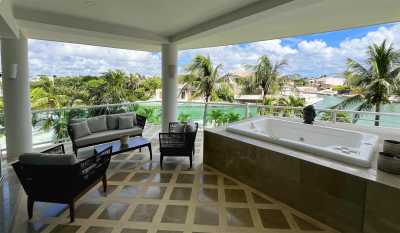 Apartment For Sale in Puerto Aventuras, Mexico
