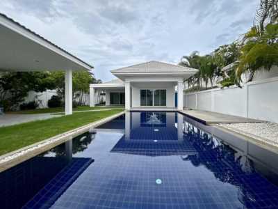 Villa For Sale in Prachuabkirikhan, Thailand