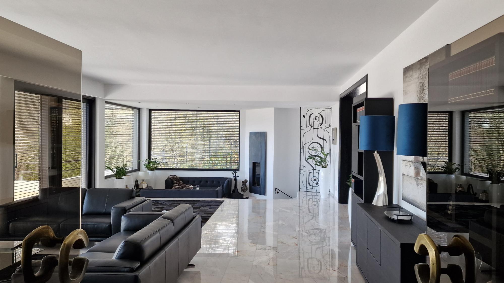 Picture of Villa For Sale in Trier, Rheinland-Pfalz, Germany